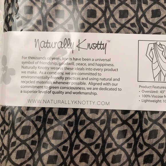 Naturally Knotty Lightweight Modal Print Wrap - Picture 3 of 6